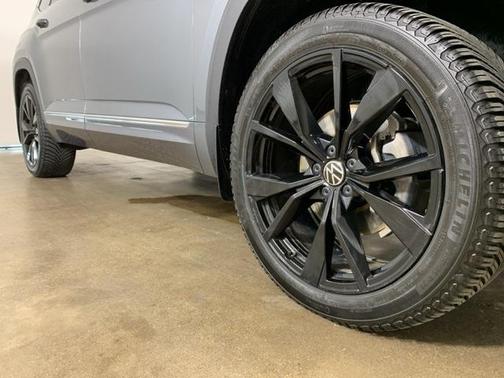 2024 Volkswagen Atlas 2.0T SEL Premium R-Line 4MOTION