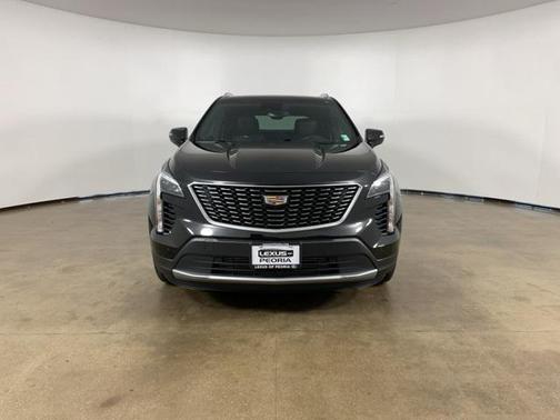 2022 Cadillac XT4 Premium Luxury