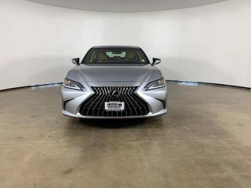 2025 Lexus ES 300h Base