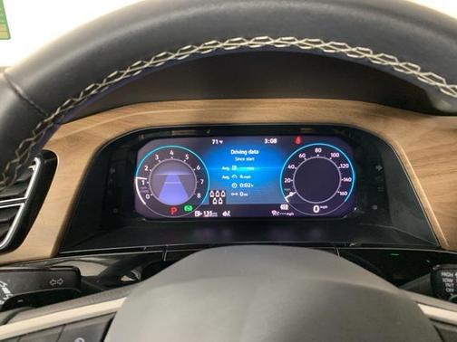 2024 Volkswagen Atlas 2.0T SE w/Technology 4MOTION