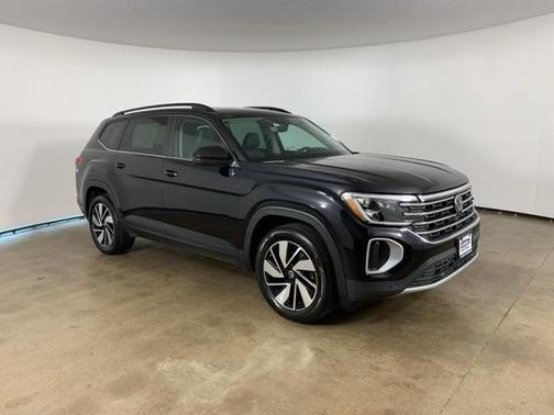 2024 Volkswagen Atlas 2.0T SE w/Technology 4MOTION