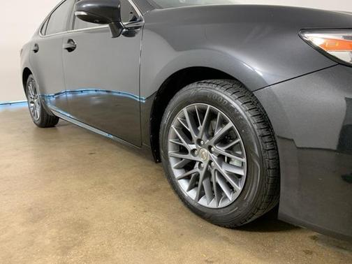 2018 Lexus ES 350 Base