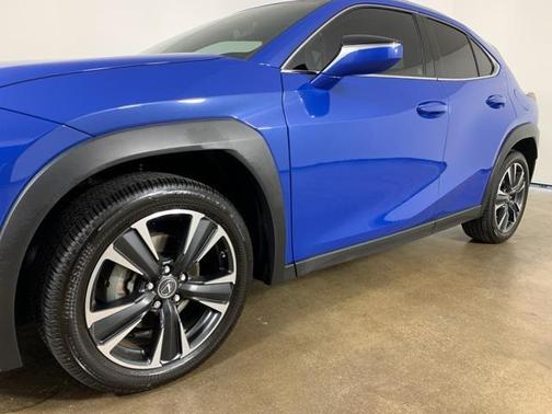 2023 Lexus UX 250h Base