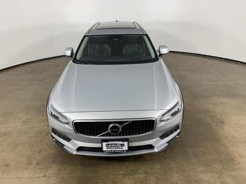 2024 Volvo V90 Cross Country B6 Ultimate