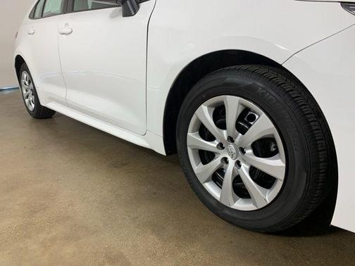 Ice Cap 2023 Toyota Corolla LE