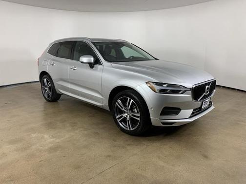2019 Volvo XC60 T5 Momentum