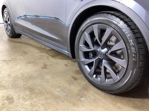 Stealth Gray 2024 Tesla Model X Long Range