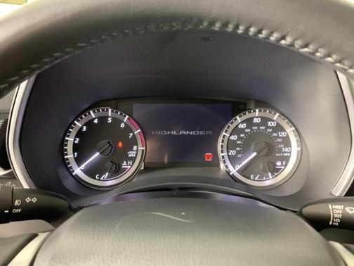 2024 Toyota Highlander XSE