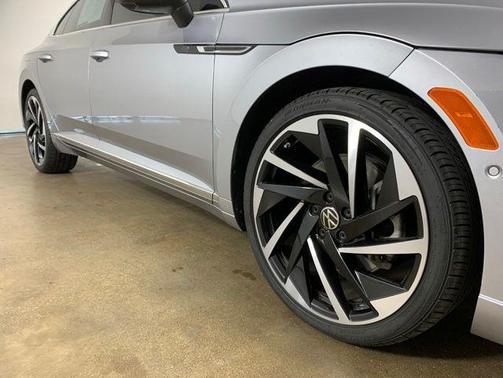 Silver Metallic 2021 Volkswagen Arteon 2.0T SEL Premium R-Line 4MOTION
