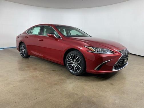 2025 Lexus ES 300h Base