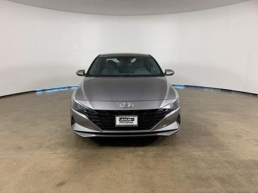 Fluid Metal 2023 Hyundai ELANTRA SEL