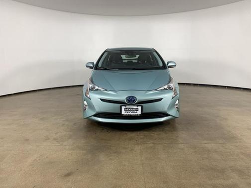 2016 Toyota Prius Four Touring