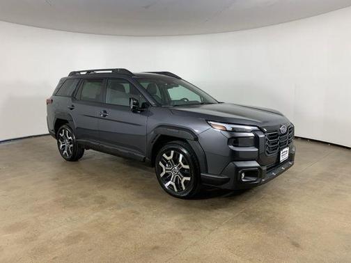 Magnetite Gray Metallic 2026 Subaru Outback Touring XT