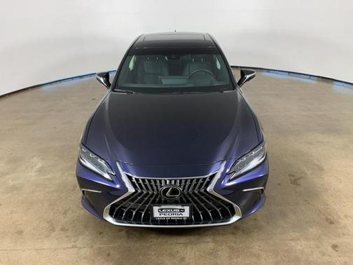 2025 Lexus ES 300h Ultra Luxury