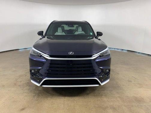 2025 Lexus TX 500h