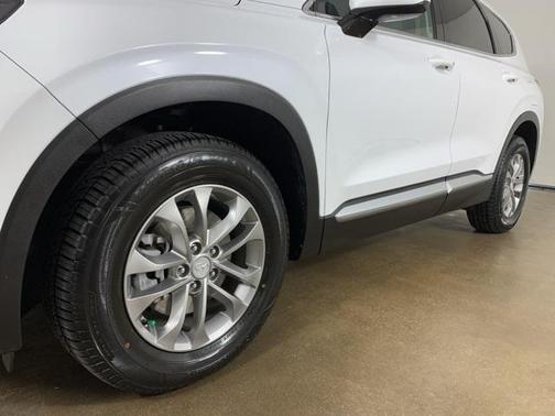 2019 Hyundai SANTA FE SEL 2.4