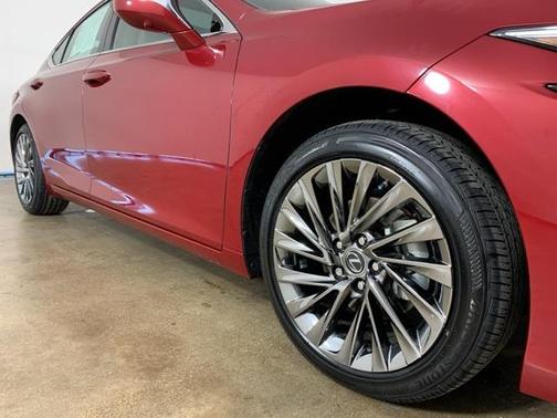 2025 Lexus ES 350 Luxury