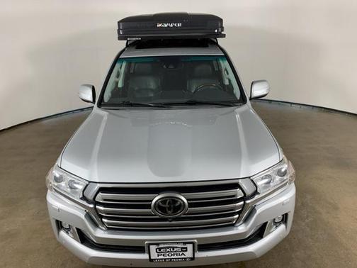 2016 Toyota Land Cruiser Base