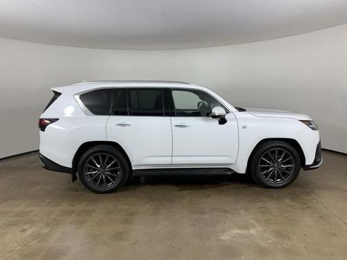 2024 Lexus LX 600 Base