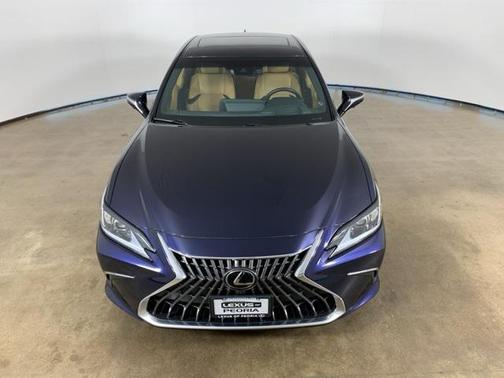 2025 Lexus ES 300h Luxury