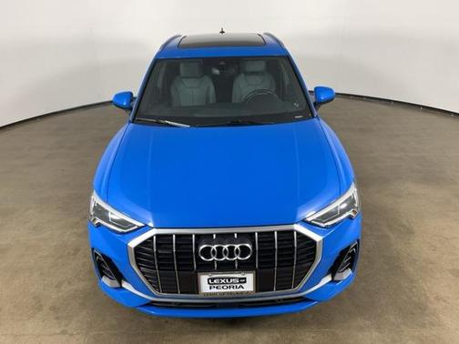 2020 Audi Q3 45 S line Prestige