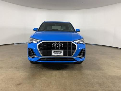 2020 Audi Q3 45 S line Prestige