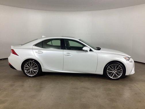 Starfire Pearl 2015 Lexus IS 250 Base