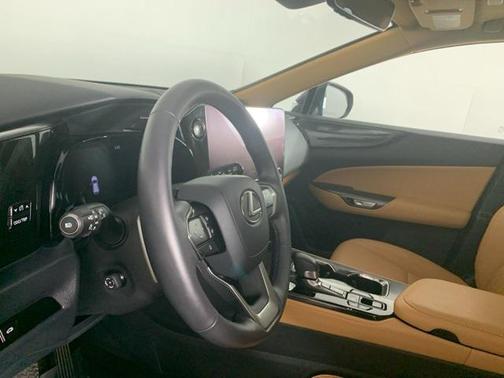 2025 Lexus NX 350h Premium