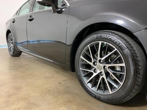 2017 Lexus ES 350 Base