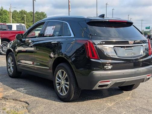 2022 Cadillac XT5 Premium Luxury