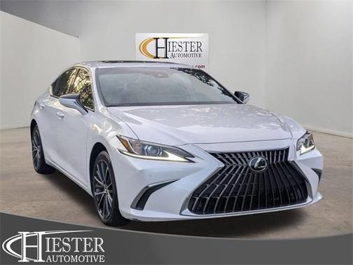 2022 Lexus ES 350 Base
