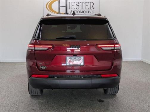 2021 Jeep Grand Cherokee L Laredo
