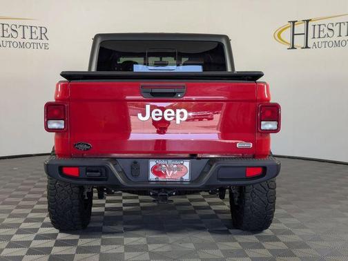 Firecracker Red Clearcoat 2023 Jeep Gladiator Overland
