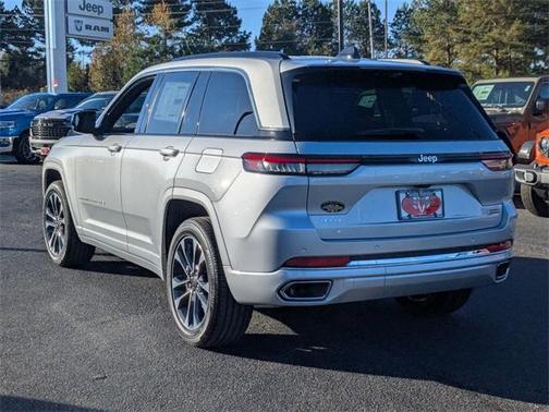 2025 Jeep Grand Cherokee Overland