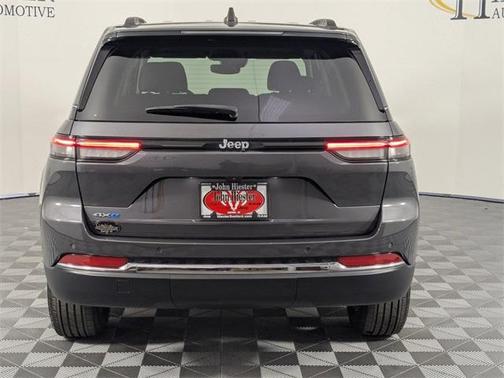 2023 Jeep Grand Cherokee 4xe Base