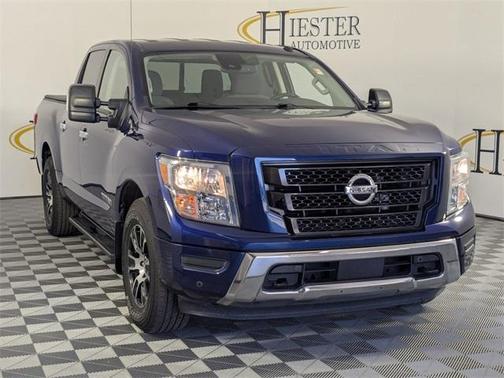 2021 Nissan Titan SV