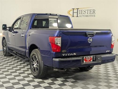 2021 Nissan Titan SV