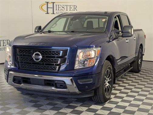 2021 Nissan Titan SV