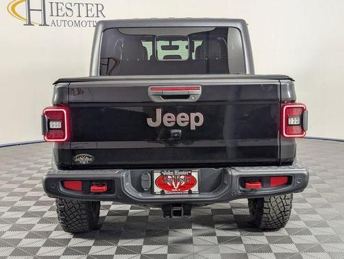 Black Clearcoat 2021 Jeep Gladiator Rubicon