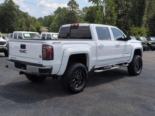 Summit White 2018 GMC Sierra 1500 SLT
