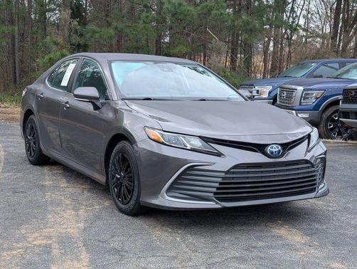 2023 Toyota Camry Hybrid LE