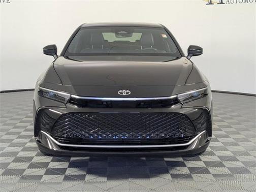 2025 Toyota Crown XLE