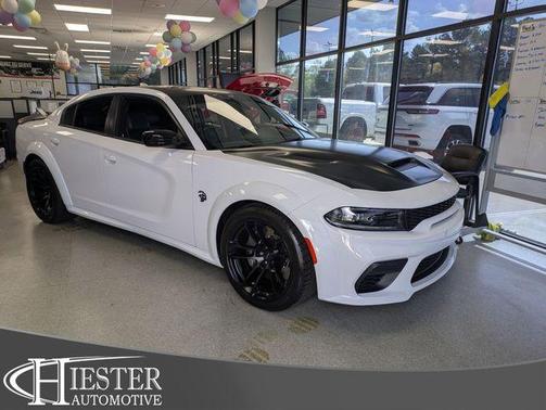 White Knuckle Clearcoat 2023 Dodge Charger SRT Hellcat Widebody