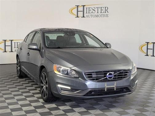 2016 Volvo S60 Inscription T5 Drive-E Platinum