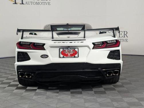 Arctic White 2022 Chevrolet Corvette Stingray w/3LT