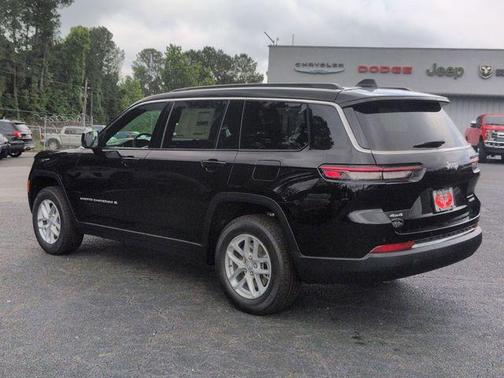 Diamond Black 2026 Jeep Grand Cherokee L Laredo