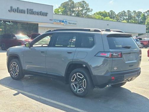 Sting Gray Clearcoat 2026 Jeep Cherokee LAREDO/LIMITED