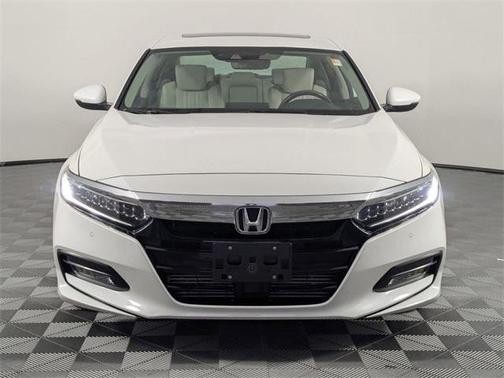 2020 Honda Accord Touring 2.0T