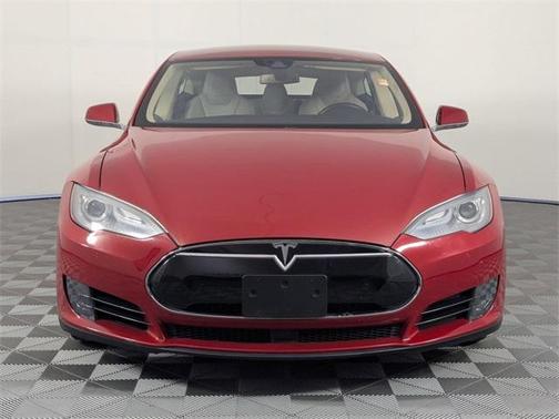 2015 Tesla Model S 85D