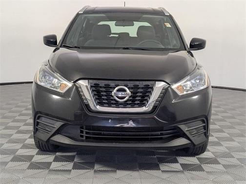 2019 Nissan Kicks SV